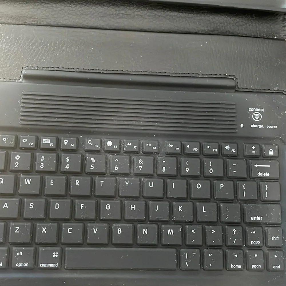 Keyboard Case for 9.7 Inch iPads